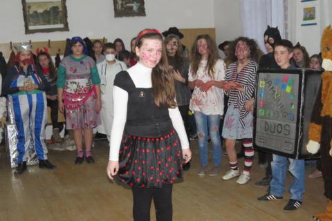 FARSANG V VIII MASODIK